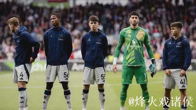 曼晚:青训小将疑似用晒照回应阿莫林言论,阿马斯与奥比参与其中 曼晚:青训小将疑似用晒照回应阿莫林言论,阿马斯与奥比参与其中